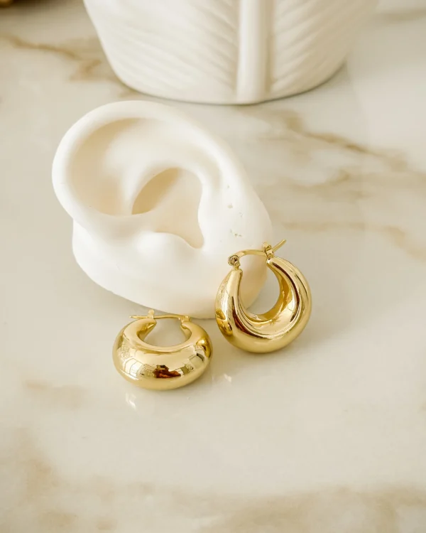 bb8ca415a296ca35c7d8d3b289b59491_photo-1.webp Mariana