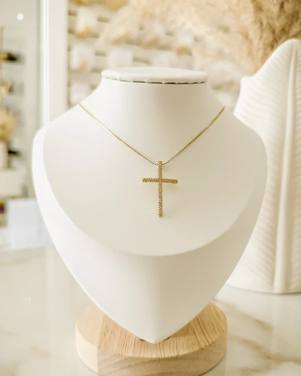 c4c235f958ce9ecf49720853c547244d_photo-1.webp Medium Hall