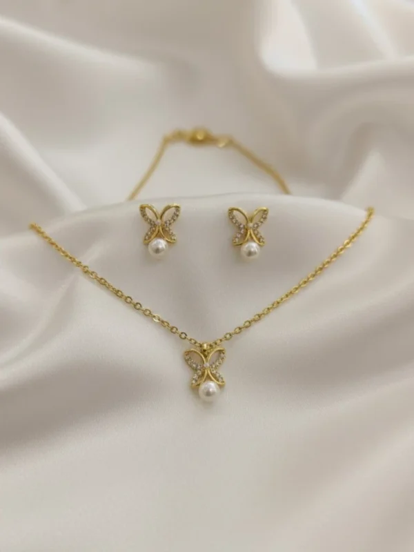 1000137948_optimized Set Vane Pearl