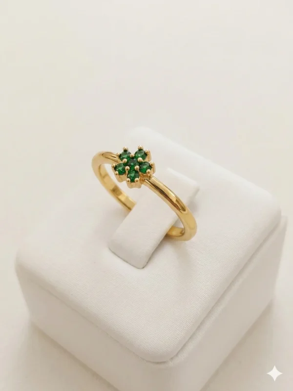 1000138131_optimized Flower Green