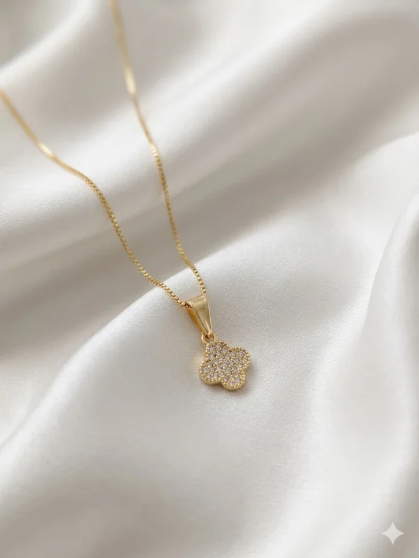 1000162168 Clover Gold L18k