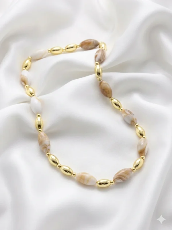 Mariel Collar