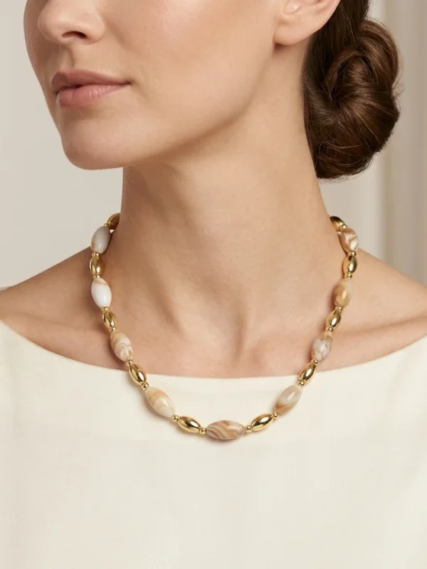 Mariel Collar
